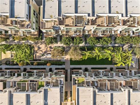 645 W 17th Street, Costa Mesa, CA