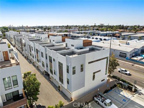 645 W 17th Street, Costa Mesa, CA