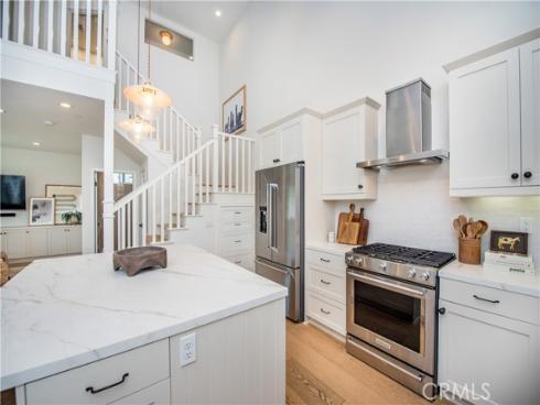 2065 Thurin Street, Costa Mesa, CA