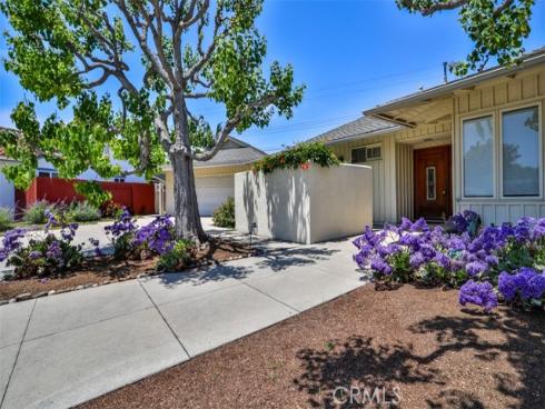 2857 Serang Place, Costa Mesa, CA