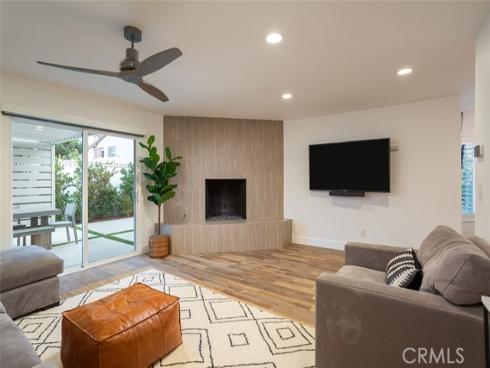 1792 Kenwood Place, Costa Mesa, CA