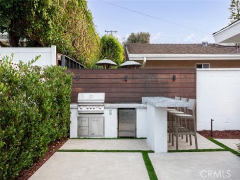 1792 Kenwood Place, Costa Mesa, CA