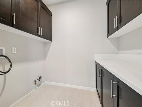 639 Channel Way, Costa Mesa, CA