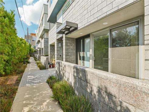 639 Channel Way, Costa Mesa, CA