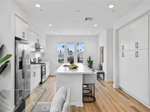 536 Caleigh Lane, Costa Mesa, CA