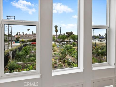 536 Caleigh Lane, Costa Mesa, CA