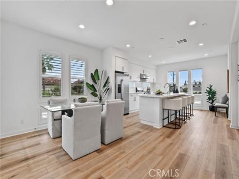 536 Caleigh Lane, Costa Mesa, CA