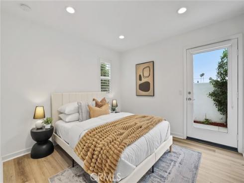 536 Caleigh Lane, Costa Mesa, CA