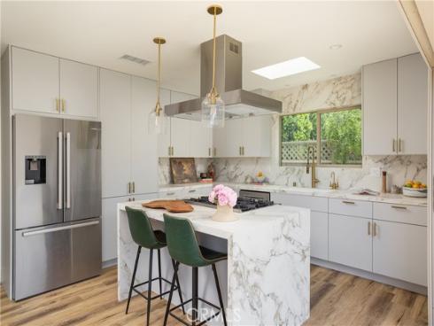 212 E 19th   Street, Costa Mesa, CA