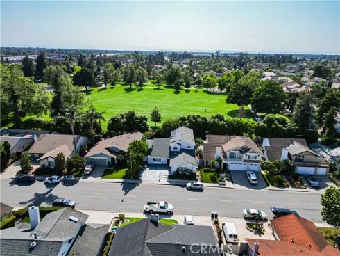 3375 Fuchsia , Costa Mesa, CA