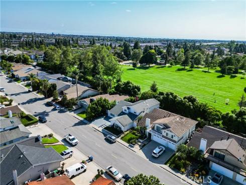 3375 Fuchsia , Costa Mesa, CA