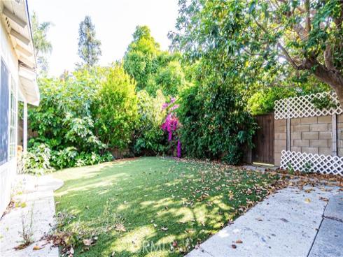 3375 Fuchsia , Costa Mesa, CA