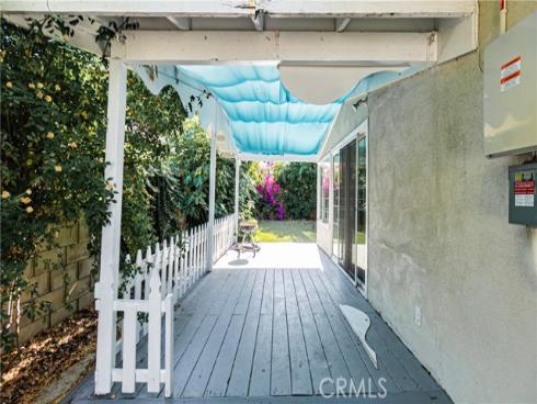 3375  Fuchsia  , Costa Mesa, CA