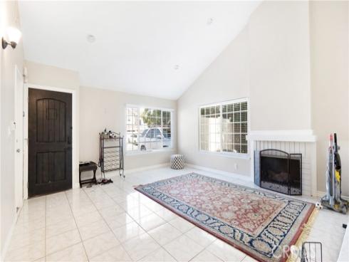 3375 Fuchsia , Costa Mesa, CA