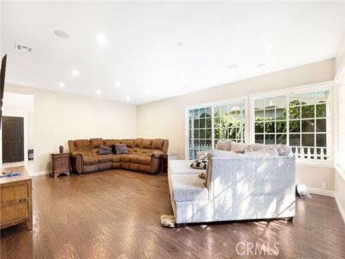 3375 Fuchsia , Costa Mesa, CA