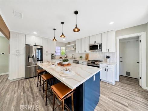 587  Traverse   Drive, Costa Mesa, CA