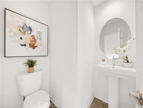 1607 Somerton Dr , Costa Mesa, CA