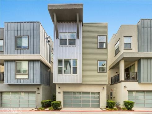 1607  Somerton Dr  , Costa Mesa, CA