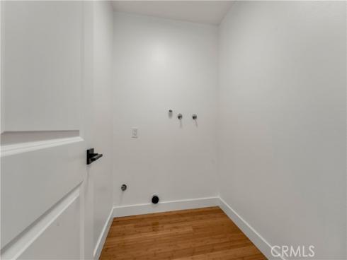 1872  Parkview   Circle, Costa Mesa, CA