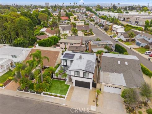 1872  Parkview   Circle, Costa Mesa, CA
