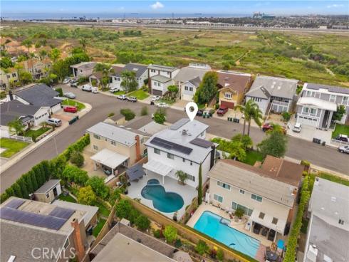 1872  Parkview   Circle, Costa Mesa, CA