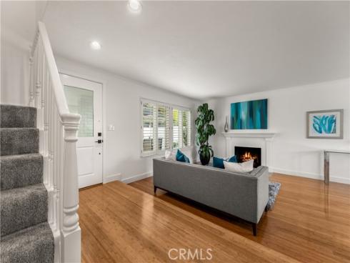 1872  Parkview   Circle, Costa Mesa, CA