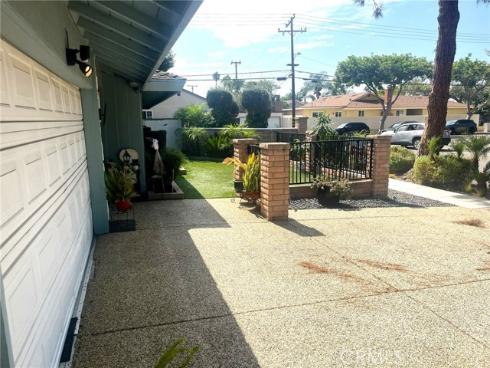 3050  Madison   Avenue, Costa Mesa, CA