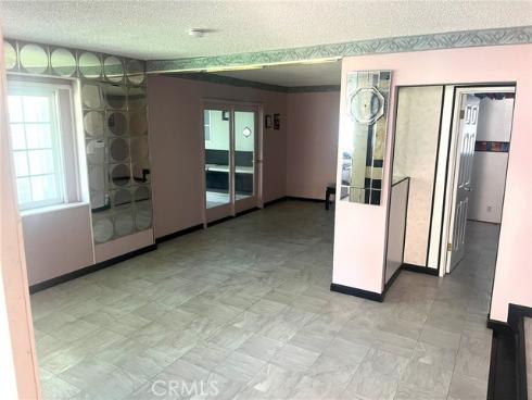 3050  Madison   Avenue, Costa Mesa, CA