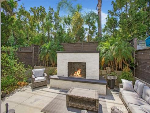 1269  Westreef  , Costa Mesa, CA