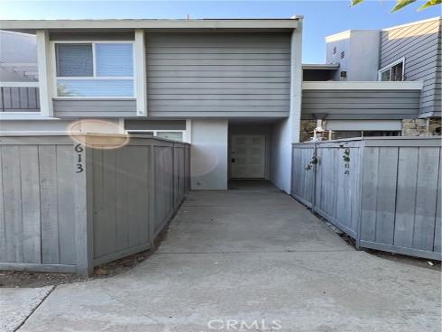 613 Lakeview 17 Lane, Costa Mesa, CA