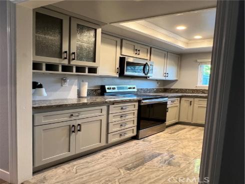 613 Lakeview 17 Lane, Costa Mesa, CA