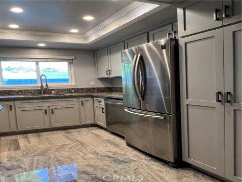 613 Lakeview 17 Lane, Costa Mesa, CA