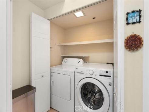 345  Avocado  201B  Street, Costa Mesa, CA