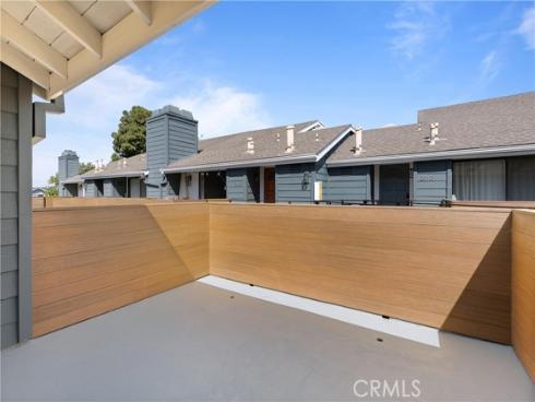 345  Avocado  201B  Street, Costa Mesa, CA