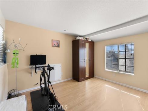 345  Avocado  201B  Street, Costa Mesa, CA