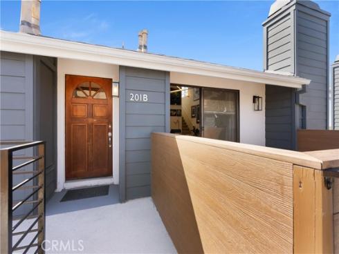 345  Avocado  201B  Street, Costa Mesa, CA