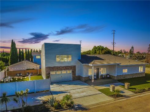 333 Mesa Drive, Costa Mesa, CA