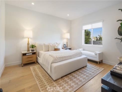 333 Mesa Drive, Costa Mesa, CA