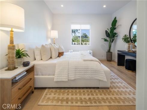 333 Mesa Drive, Costa Mesa, CA