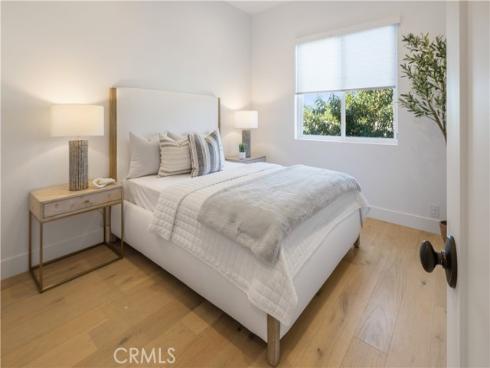 333 Mesa Drive, Costa Mesa, CA