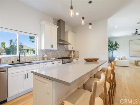 333 Mesa Drive, Costa Mesa, CA