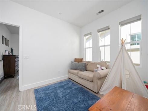 945  Brilliance   Lane, Costa Mesa, CA