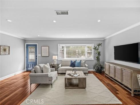 224  Pauline   Place, Costa Mesa, CA