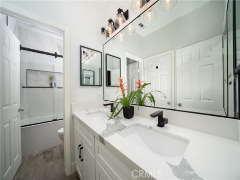 2547  Cornerstone   Lane, Costa Mesa, CA