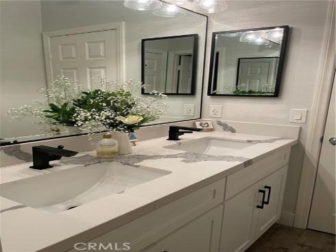 2547  Cornerstone   Lane, Costa Mesa, CA