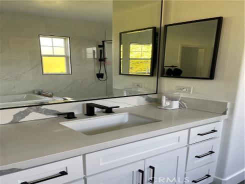 2547  Cornerstone   Lane, Costa Mesa, CA