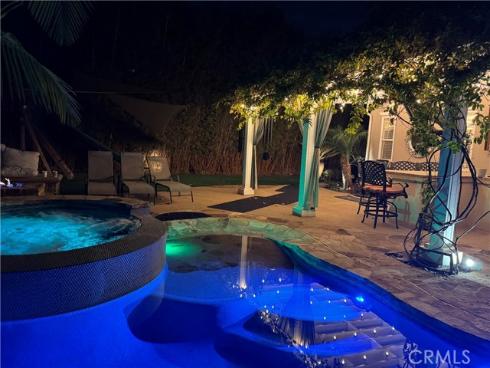 2547  Cornerstone   Lane, Costa Mesa, CA