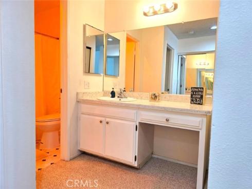 2330 Vanguard F102 Way, Costa Mesa, CA