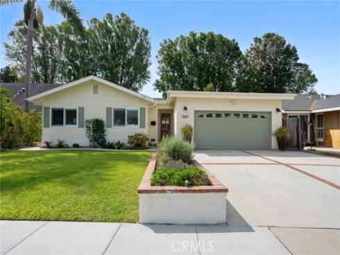 1387 Garlingford Street, Costa Mesa, CA