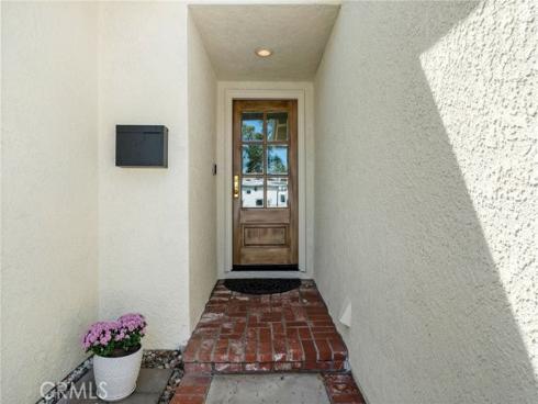 1387 Garlingford Street, Costa Mesa, CA